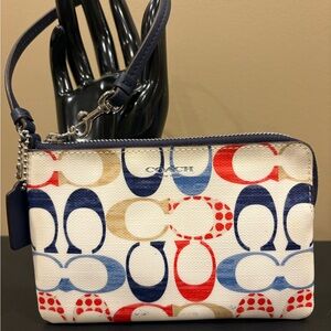 Coach Signature C Bleecker Zip Wristlet Wallet